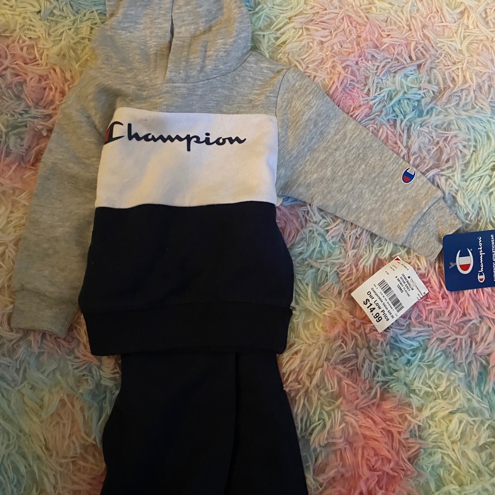 Infant Size 12 Months NWT Champions Outfit